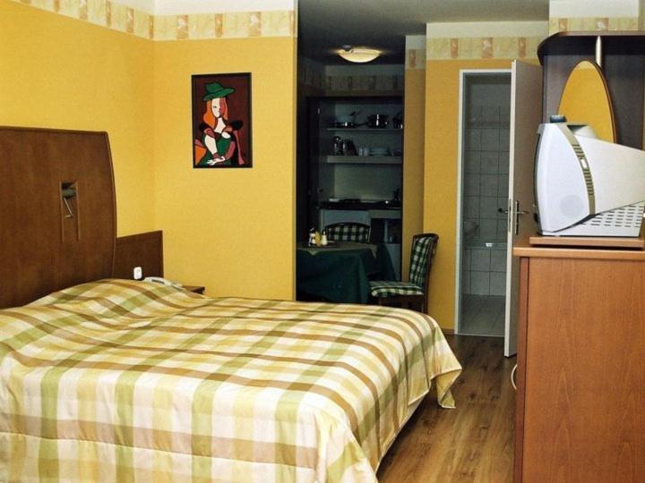 Sunset Motel Σζομπαθέλι Δωμάτιο φωτογραφία