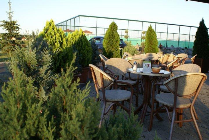 Sunset Motel Σζομπαθέλι Εξωτερικό φωτογραφία
